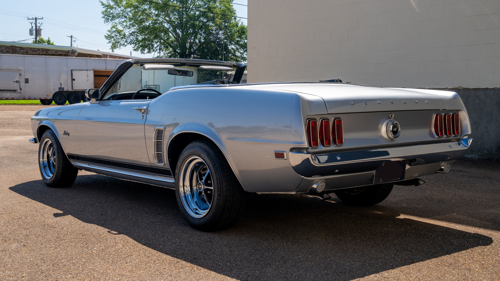 4th Image of a 1969 FORD MUSTANG