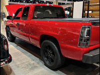 Image 9 of 20 of a 2004 CHEVROLET SILVERADO 1500