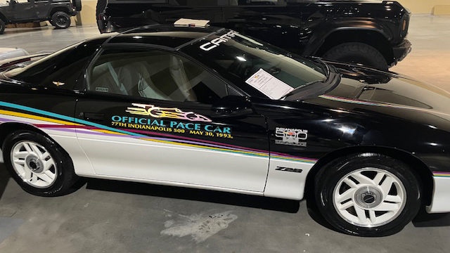 3rd Image of a 1993 CHEVROLET CAMARO Z28