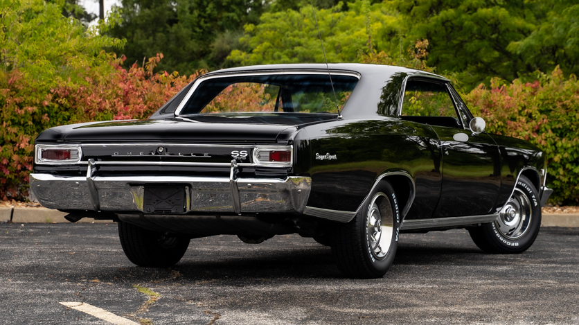 2nd Image of a 1966 CHEVROLET CHEVELLE SS