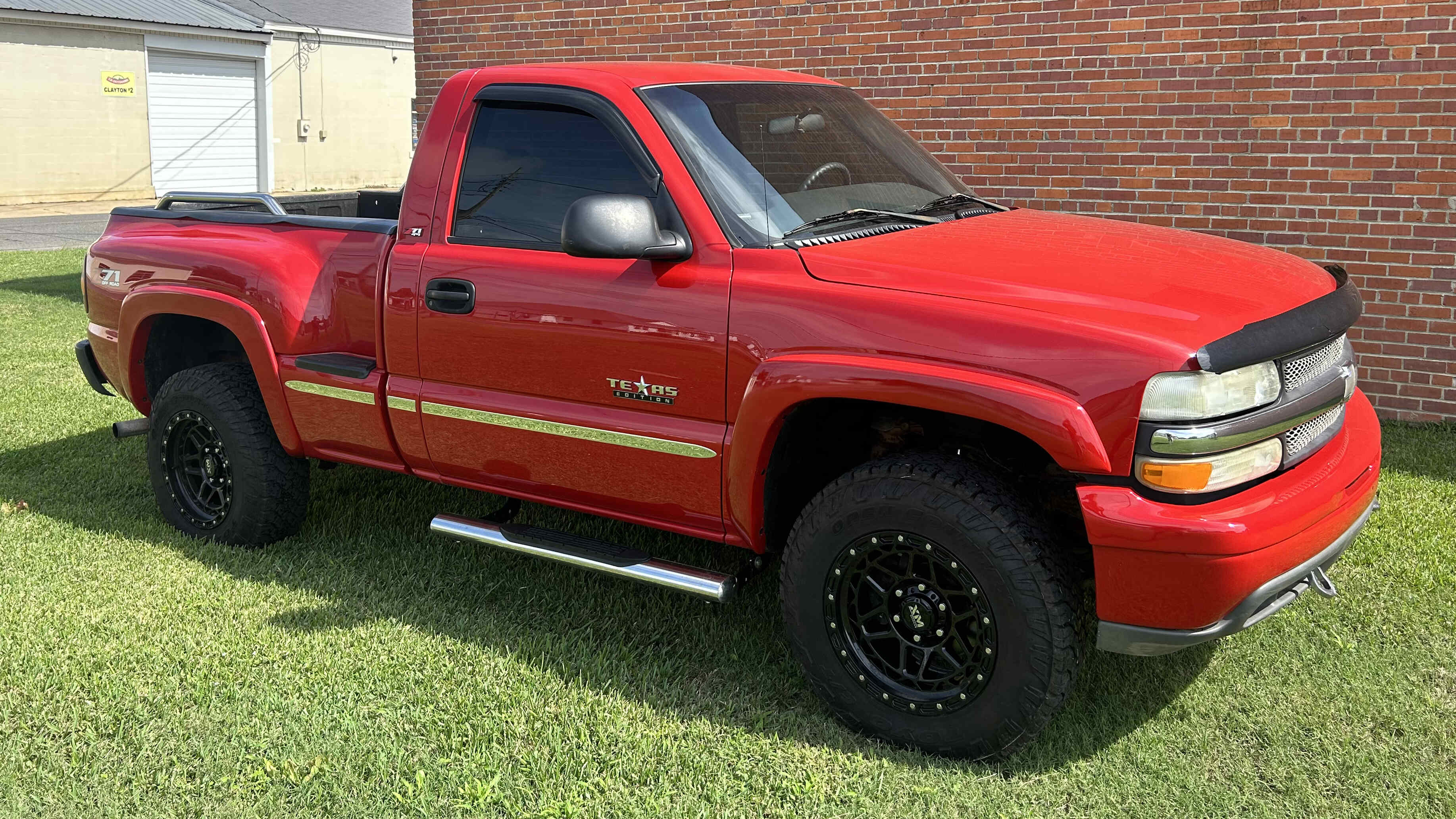 1st Image of a 2002 CHEVROLET SILVERADO