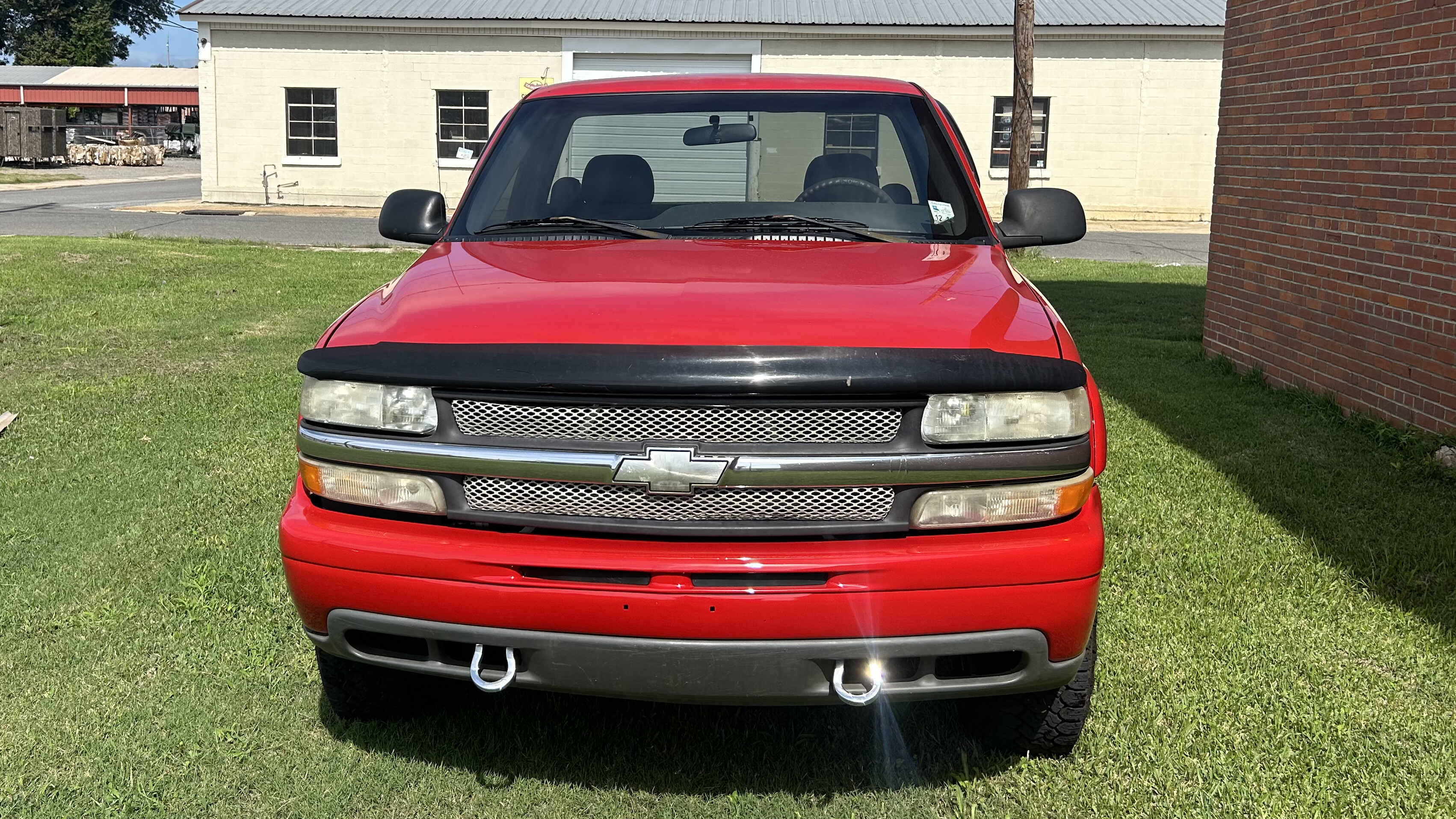 2nd Image of a 2002 CHEVROLET SILVERADO