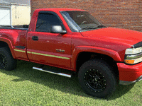 Image 2 of 7 of a 2002 CHEVROLET SILVERADO