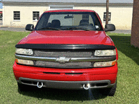 Image 3 of 7 of a 2002 CHEVROLET SILVERADO