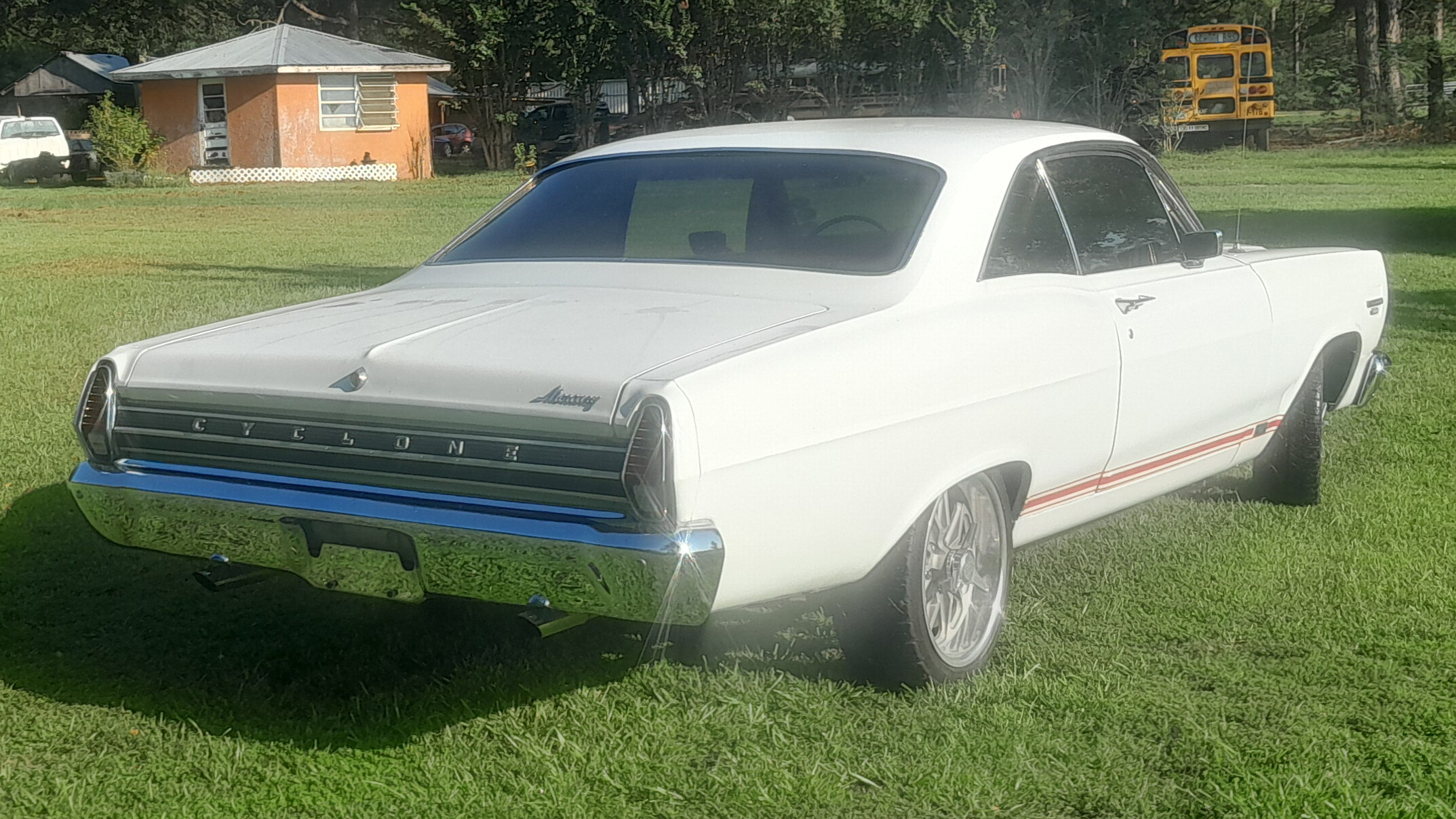 3rd Image of a 1967 MERCURY CYCLONE