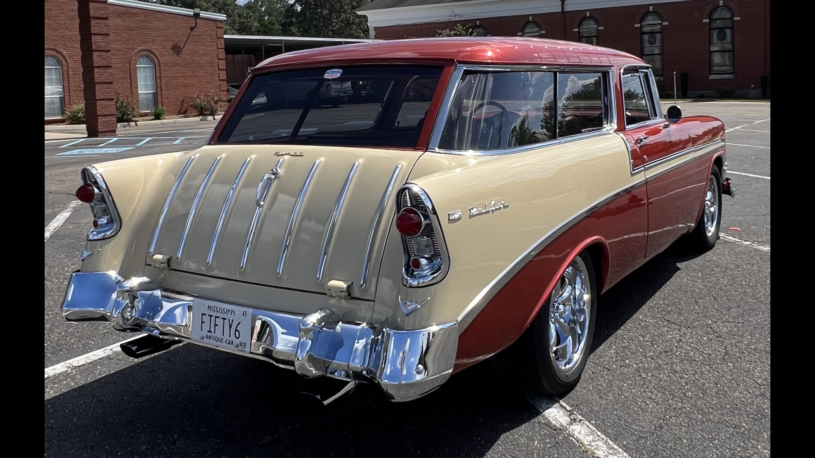 3rd Image of a 1956 CHEVROLET NOMAD