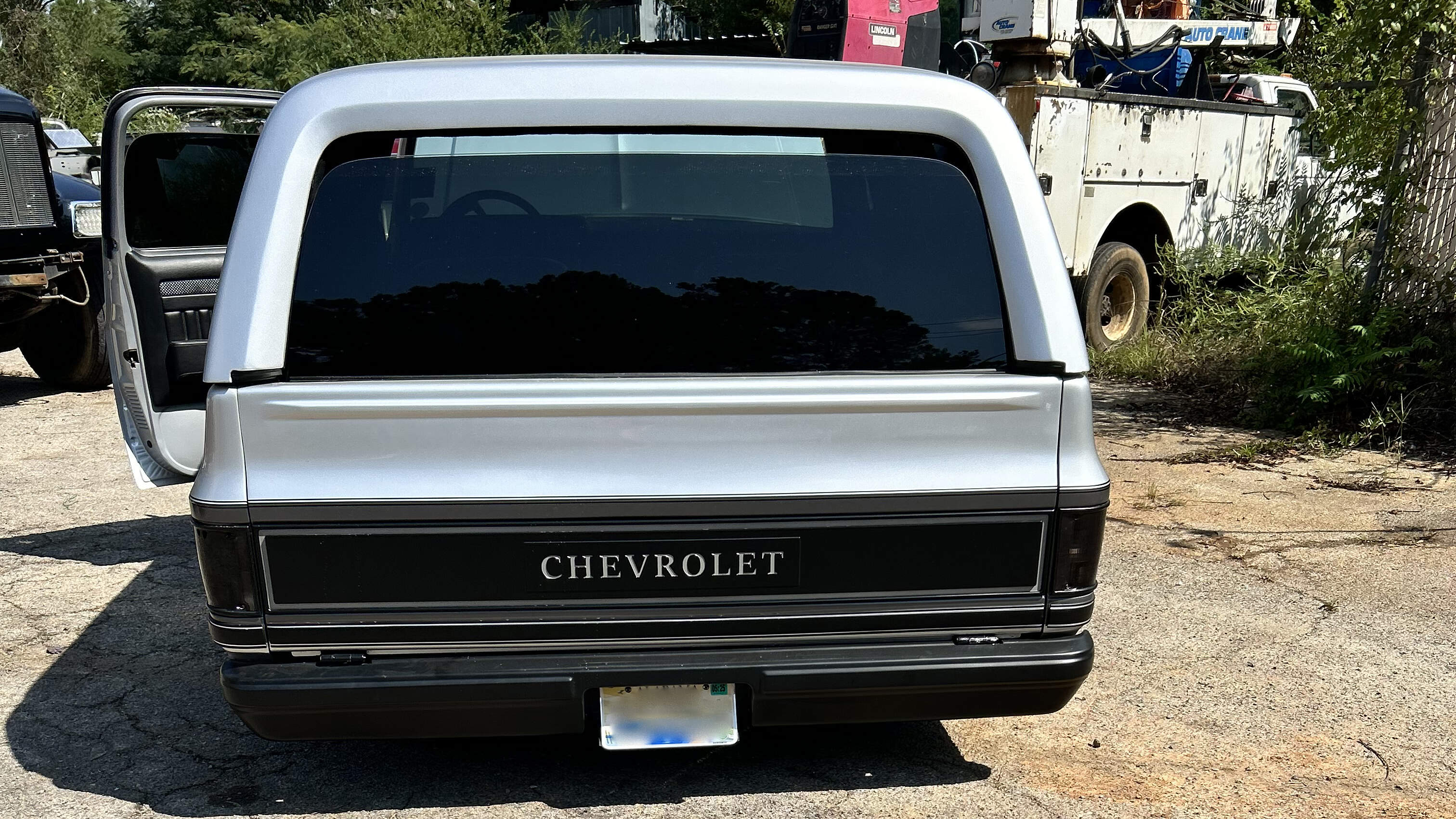 2nd Image of a 1981 CHEVROLET BLAZER