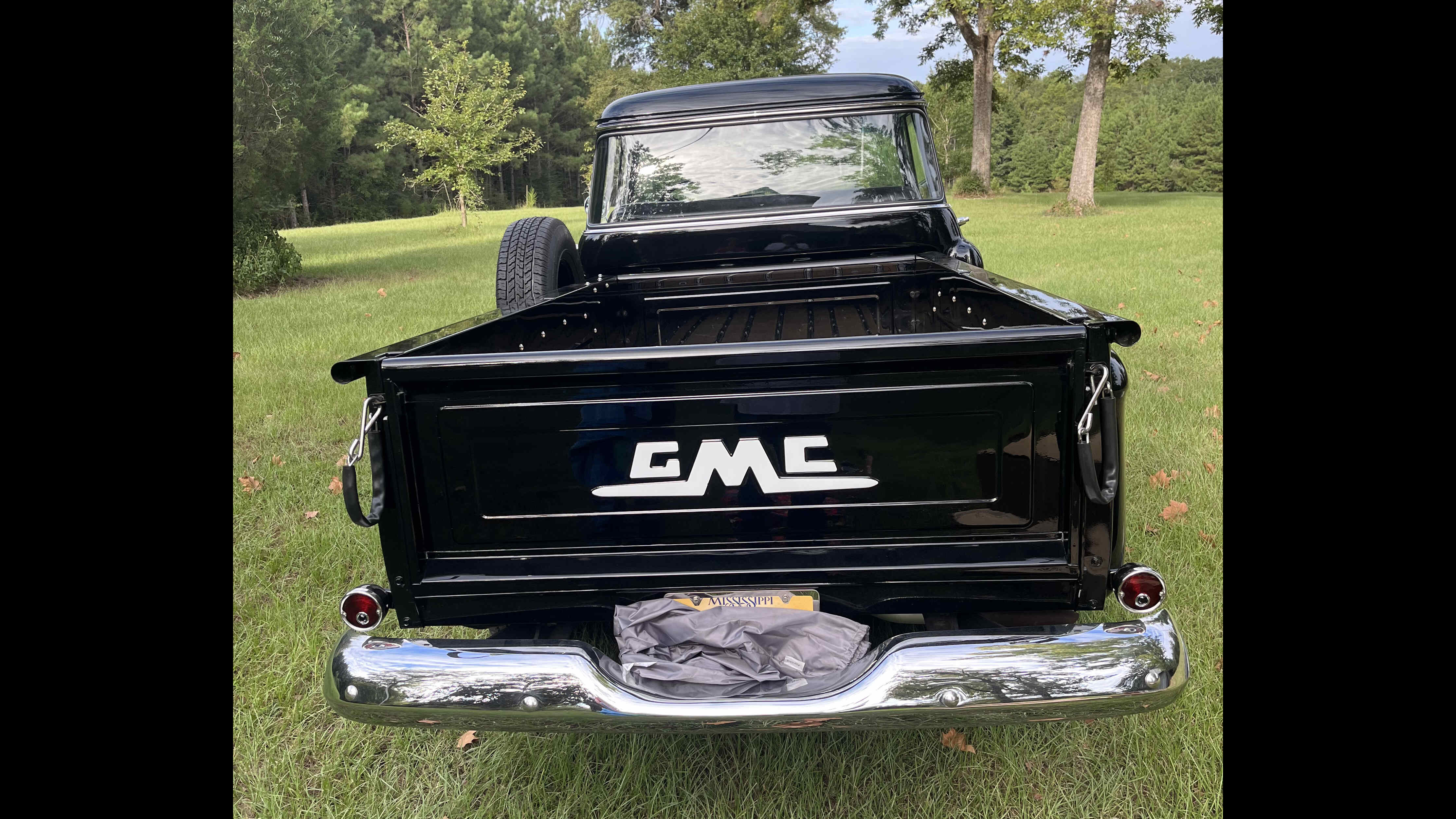 3rd Image of a 1957 GMC 9300