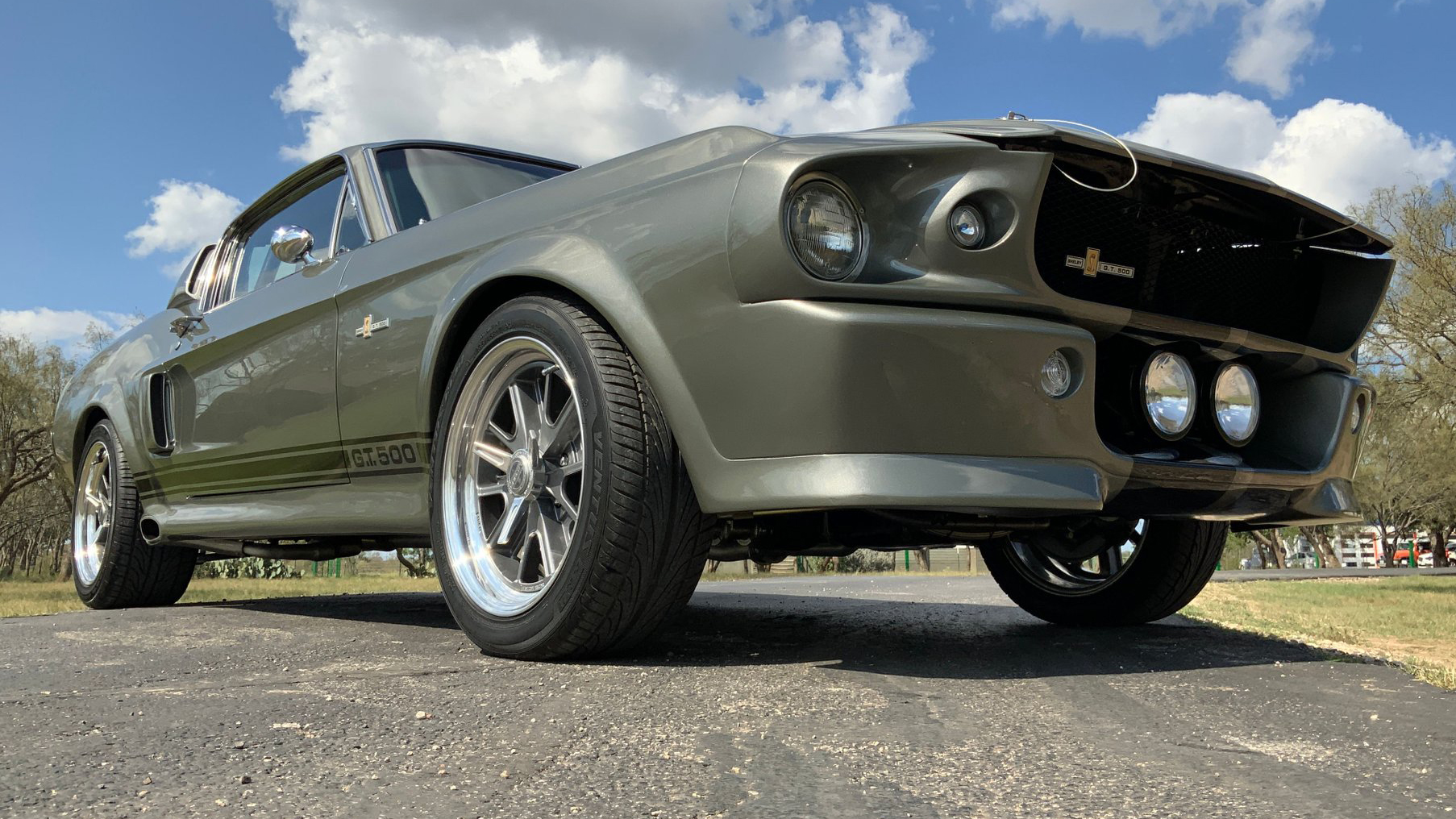 2nd Image of a 1968 FORD MUSTANG FASTBACK