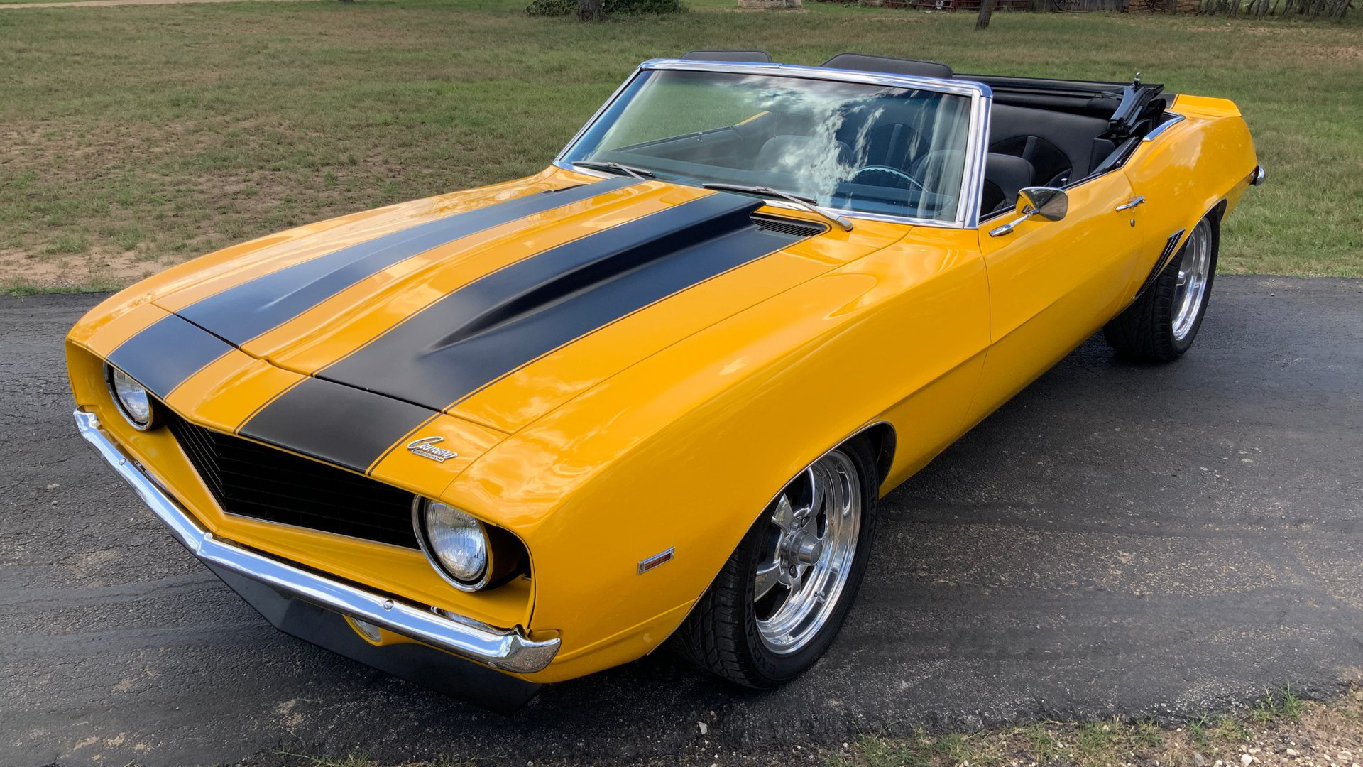 1st Image of a 1969 CHEVROLET CAMARO