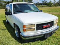 Image 2 of 12 of a 1996 GMC YUKON