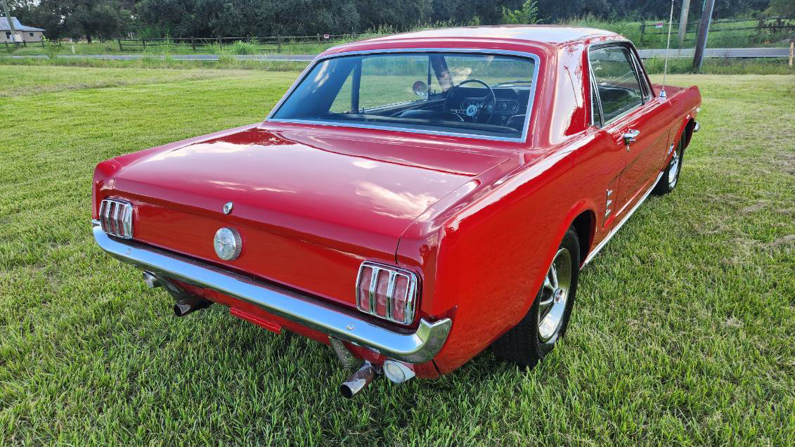 3rd Image of a 1966 FORD MUSTANG