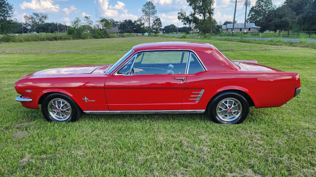 4th Image of a 1966 FORD MUSTANG