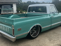 Image 4 of 30 of a 1968 CHEVROLET C10