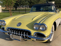 Image 2 of 11 of a 1958 CHEVROLET CORVETTE