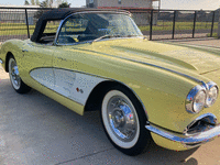 Image 3 of 11 of a 1958 CHEVROLET CORVETTE