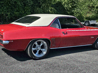 Image 4 of 18 of a 1969 CHEVROLET CAMARO