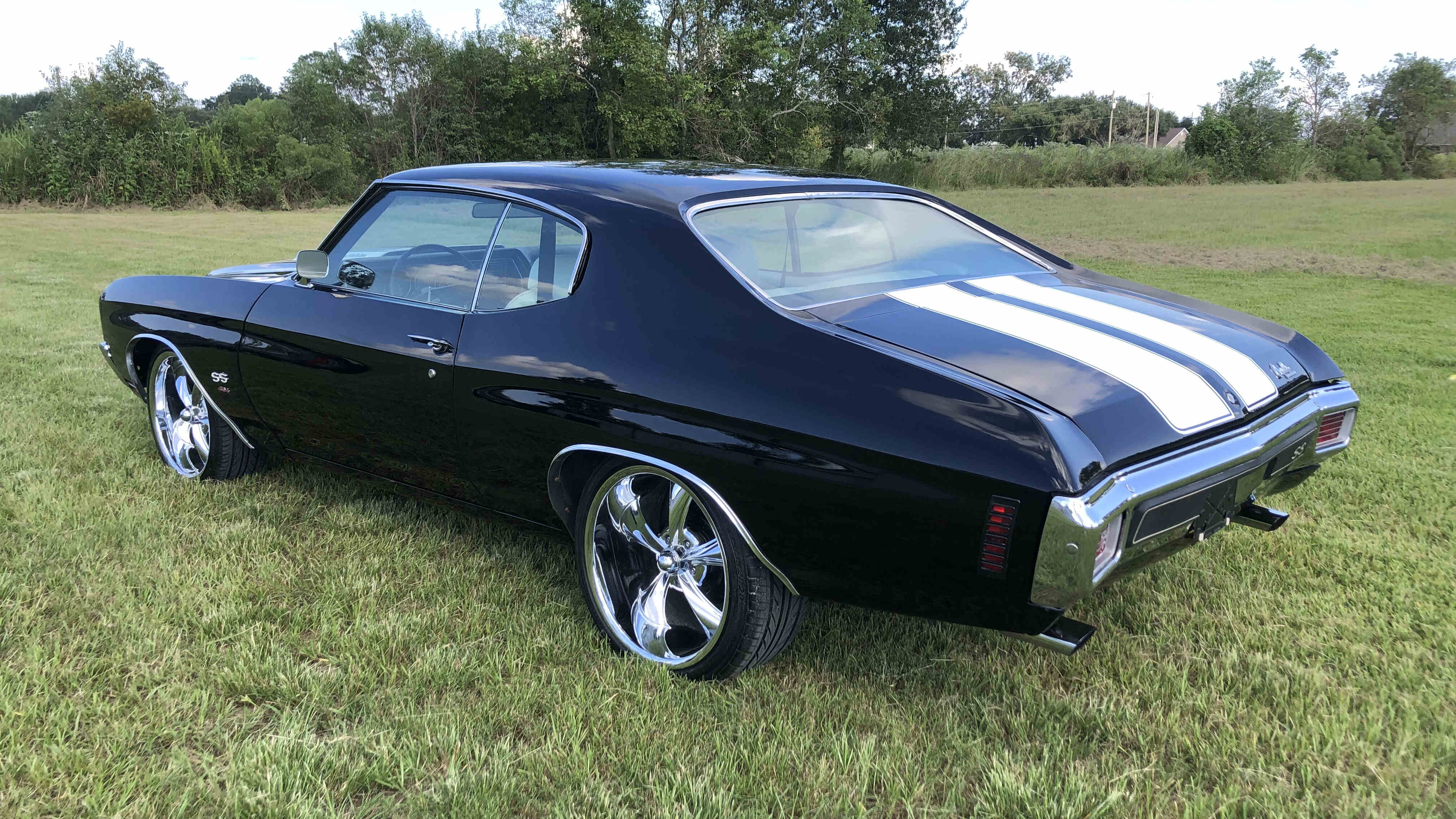 2nd Image of a 1970 CHEVROLET CHEVELLE SS