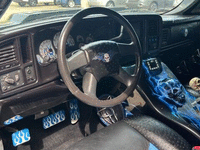 Image 16 of 26 of a 2003 CHEVROLET SILVERADO 1500