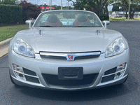 Image 6 of 11 of a 2009 SATURN SKY