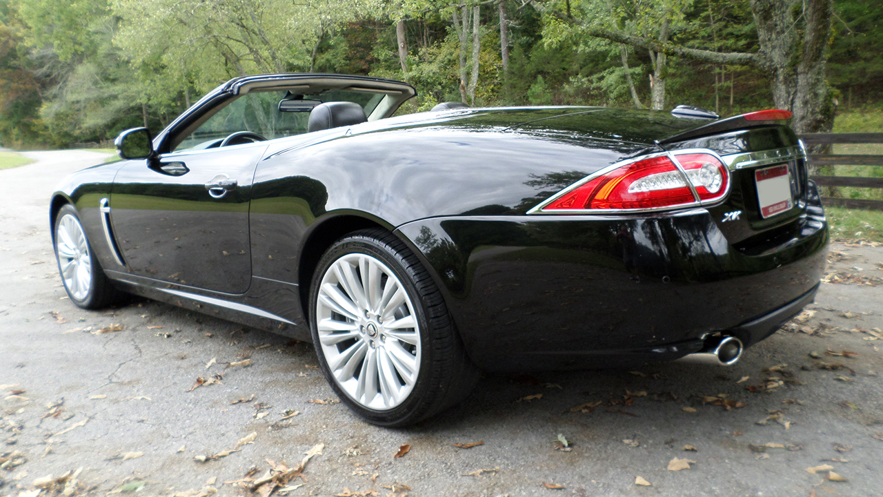 5th Image of a 2010 JAGUAR XK