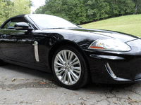 Image 3 of 20 of a 2010 JAGUAR XK