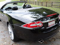 Image 7 of 20 of a 2010 JAGUAR XK