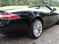 Image 9 of 20 of a 2010 JAGUAR XK