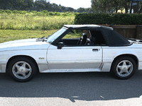 Image 6 of 18 of a 1991 FORD MUSTANG GT