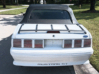 Image 9 of 18 of a 1991 FORD MUSTANG GT