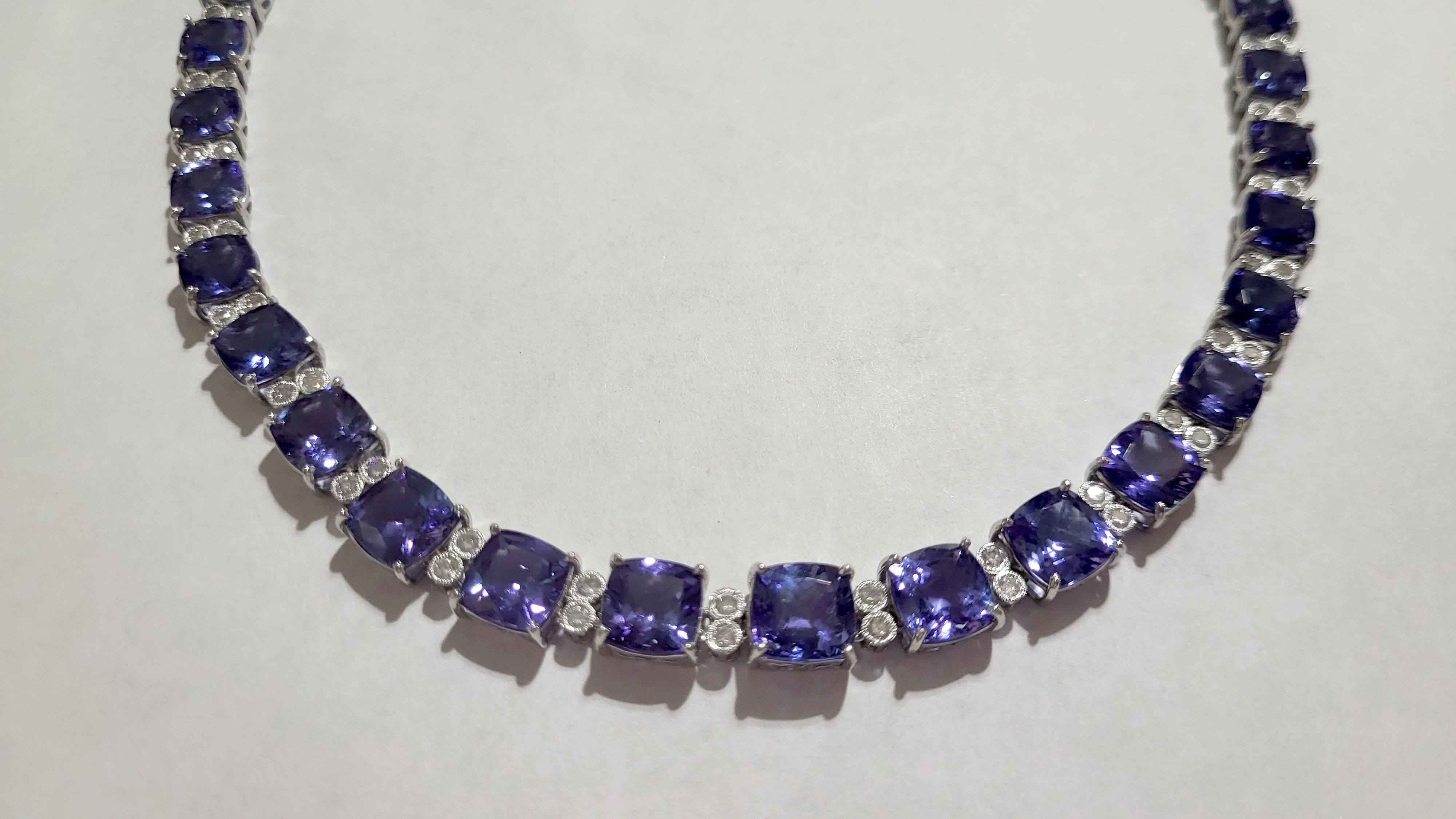 4th Image of a N/A PLATINUM TANZANITE DIAMOND