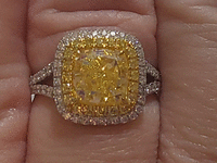 Image 4 of 7 of a N/A 18K GOLD DIAMOND