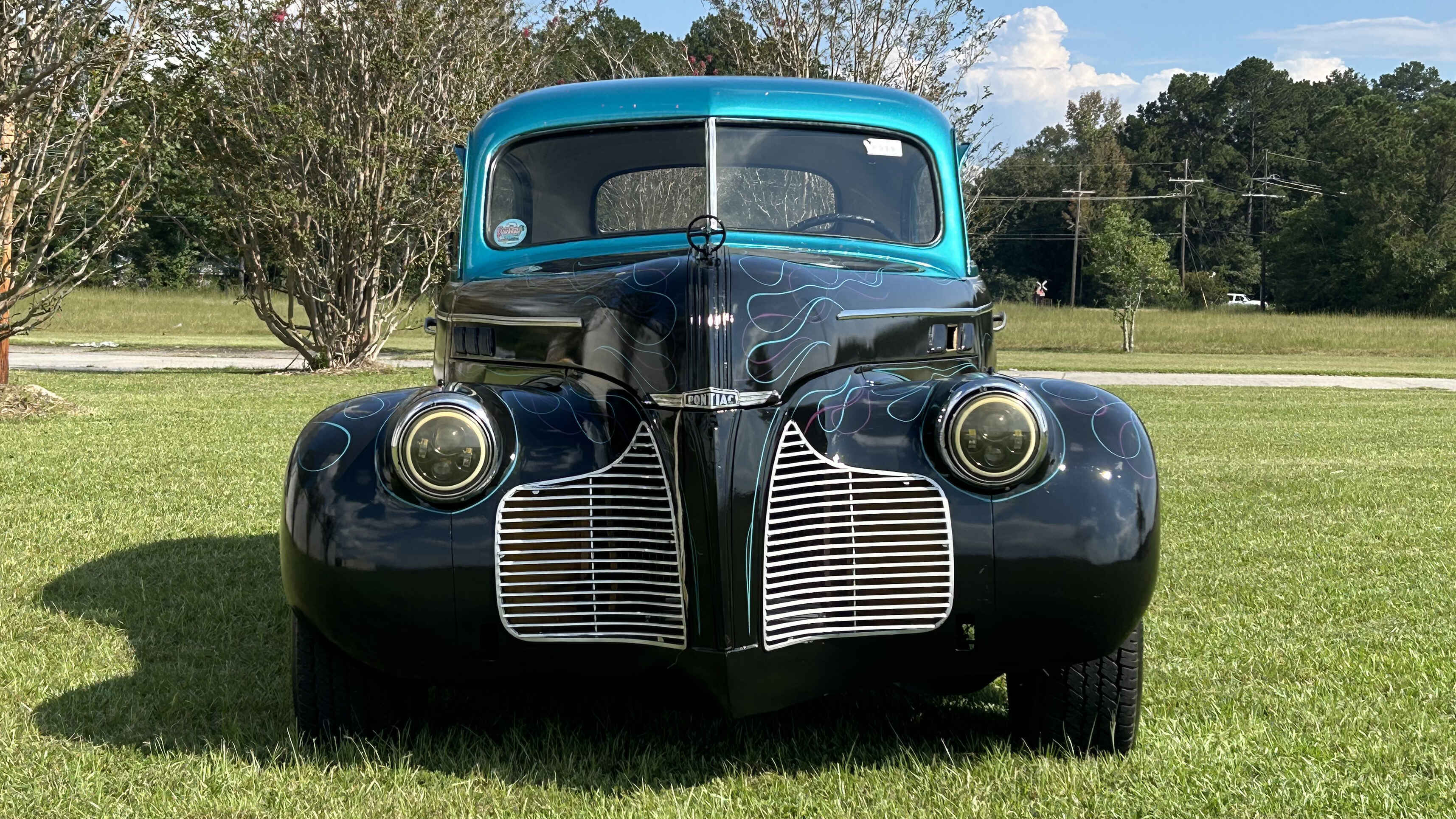 2nd Image of a 1940 PONTIAC COUPE