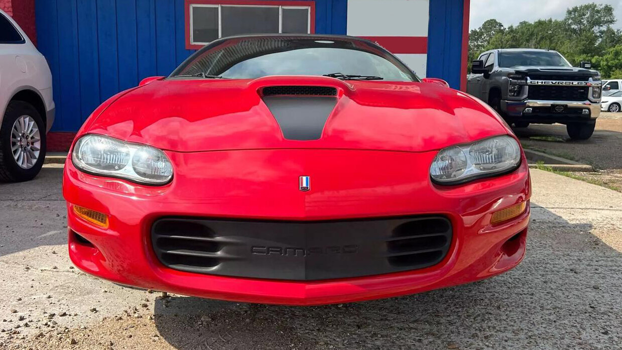 13th Image of a 2002 CHEVROLET CAMARO Z28