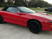 Image 7 of 28 of a 2002 CHEVROLET CAMARO Z28