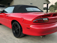 Image 8 of 28 of a 2002 CHEVROLET CAMARO Z28