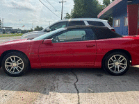 Image 9 of 28 of a 2002 CHEVROLET CAMARO Z28