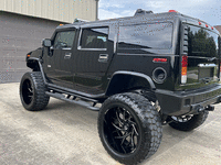 Image 5 of 18 of a 2004 HUMMER H2 3/4 TON