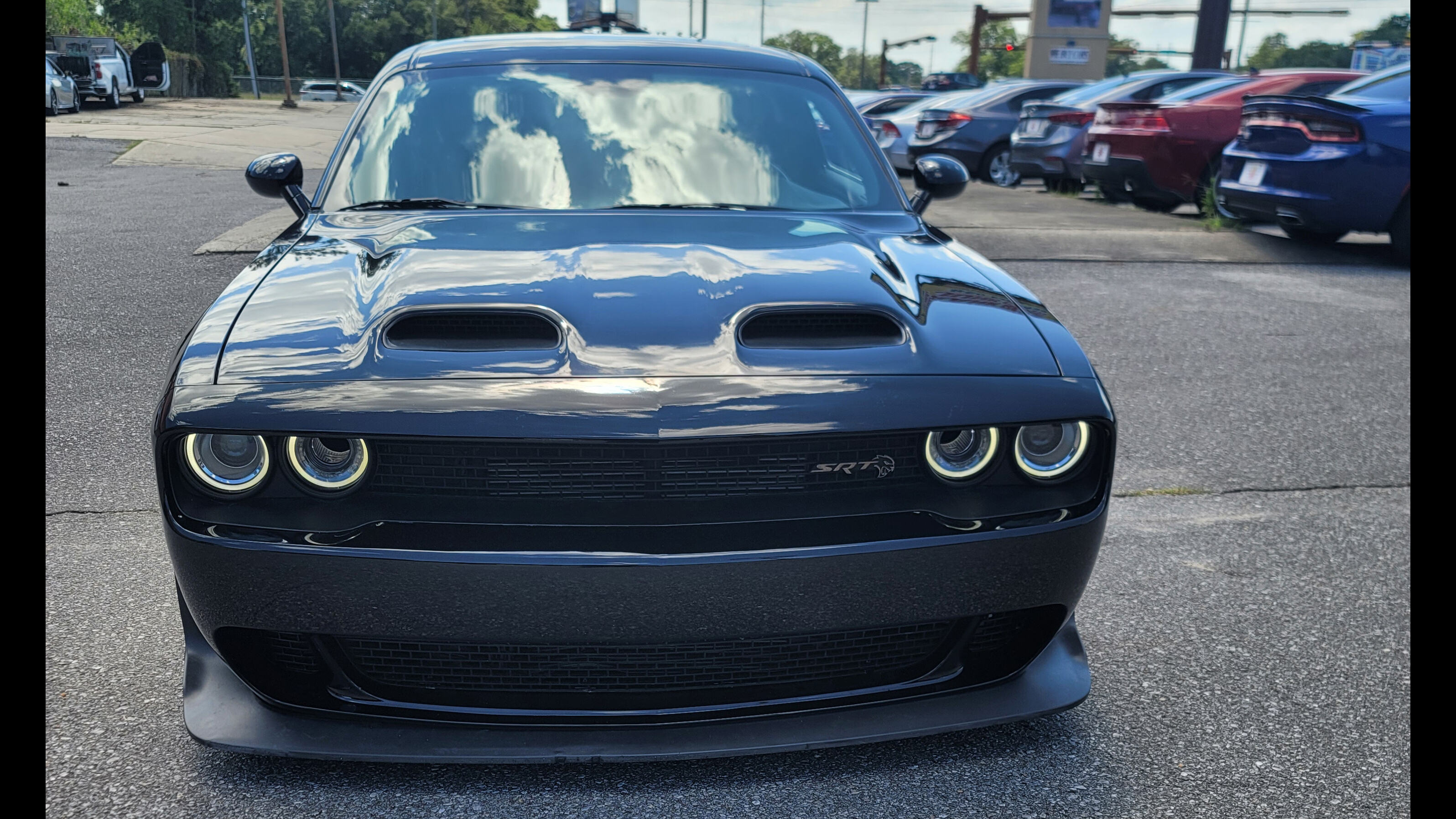 5th Image of a 2022 DODGE CHALLENGER SRT HELLCAT REDEYE