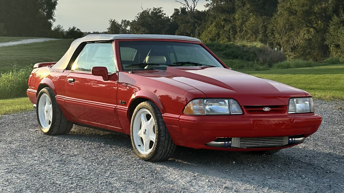 1st Image of a 1992 FORD MUSTANG LX