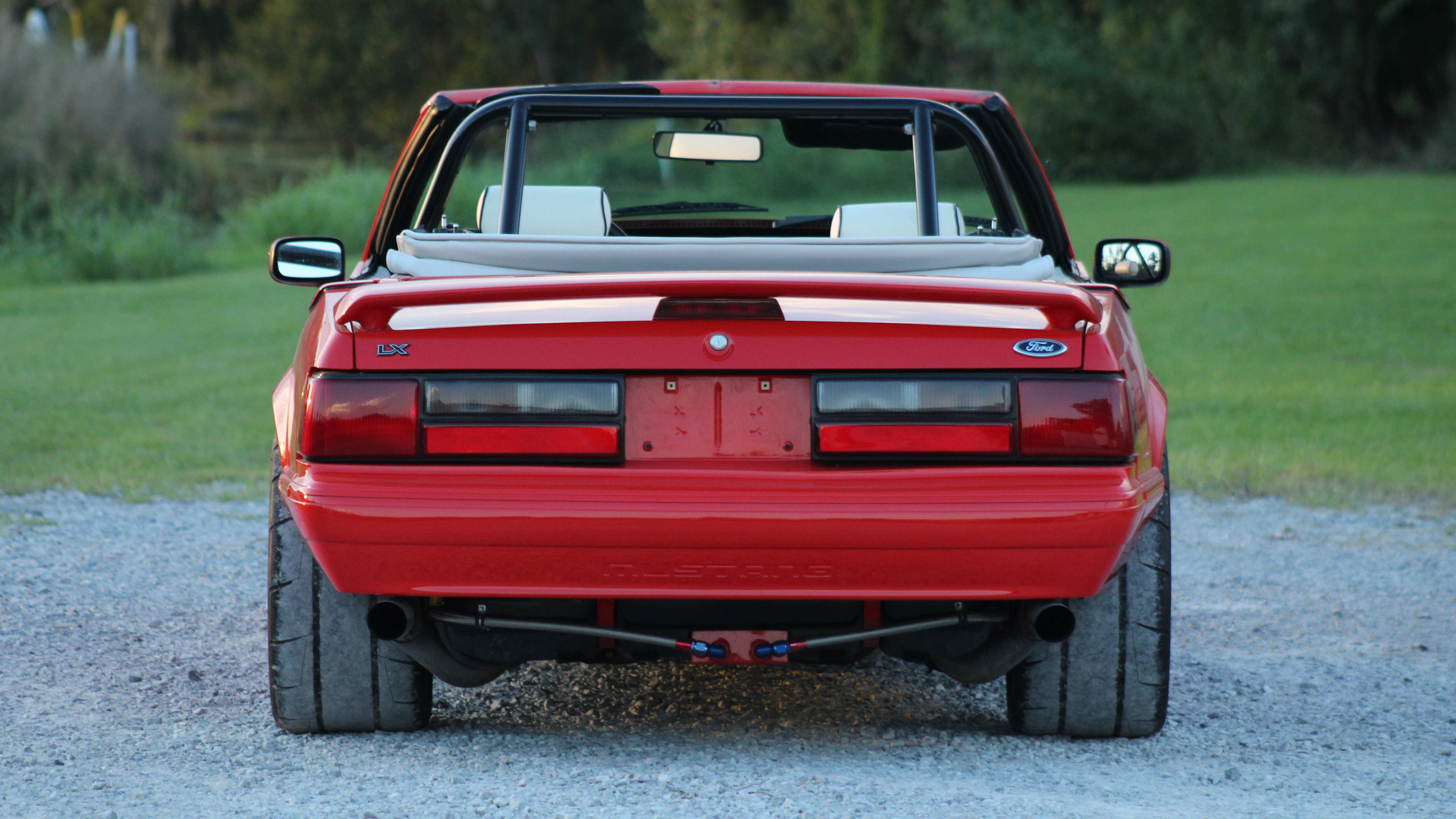 7th Image of a 1992 FORD MUSTANG LX