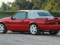 Image 3 of 28 of a 1992 FORD MUSTANG LX