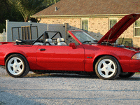 Image 13 of 28 of a 1992 FORD MUSTANG LX