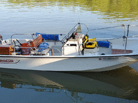 Image 3 of 9 of a 1982 BOSTON WHALER MONTAWK 17