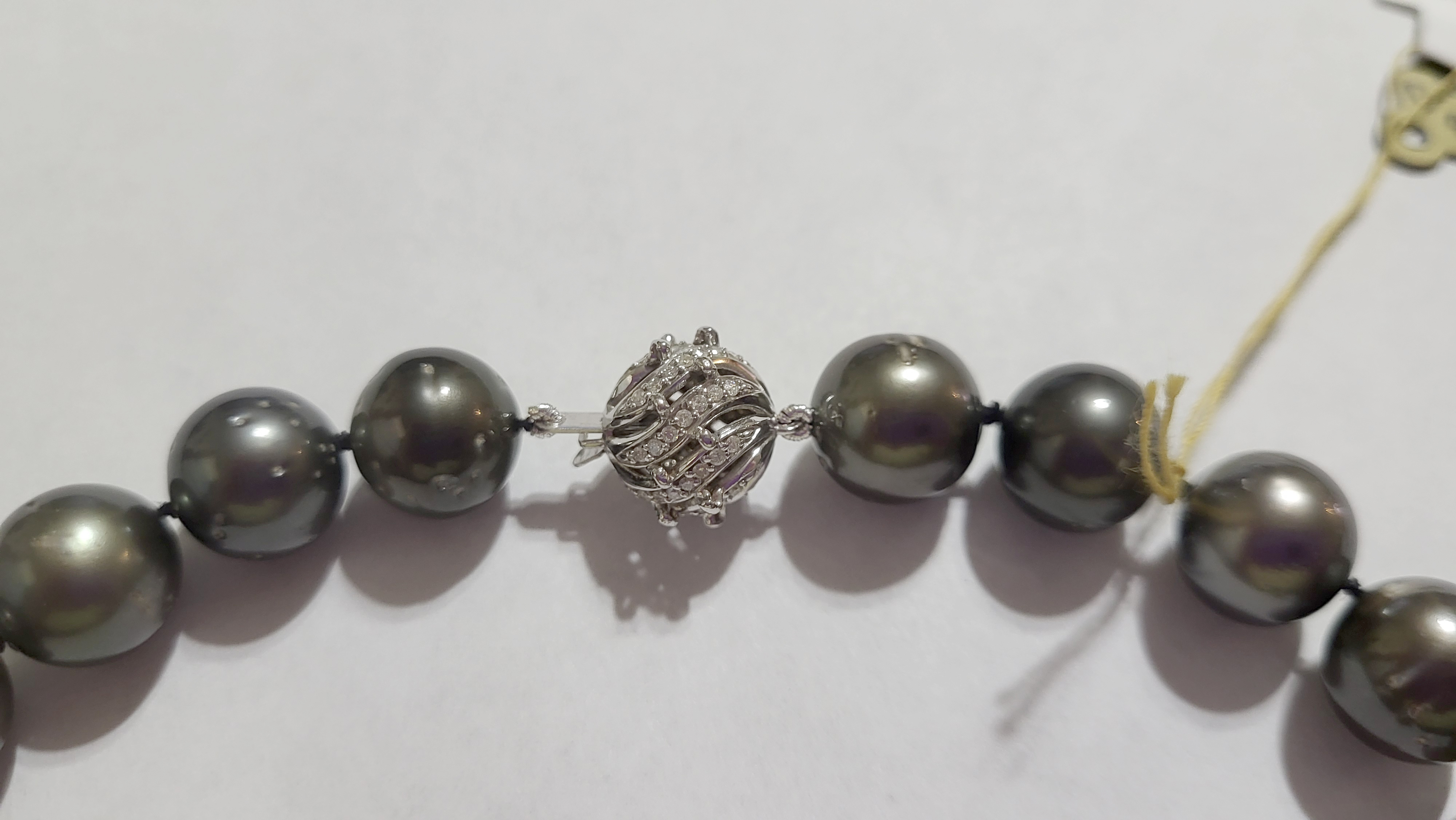 4th Image of a N/A TAHITIAN PEARL DIAMOND