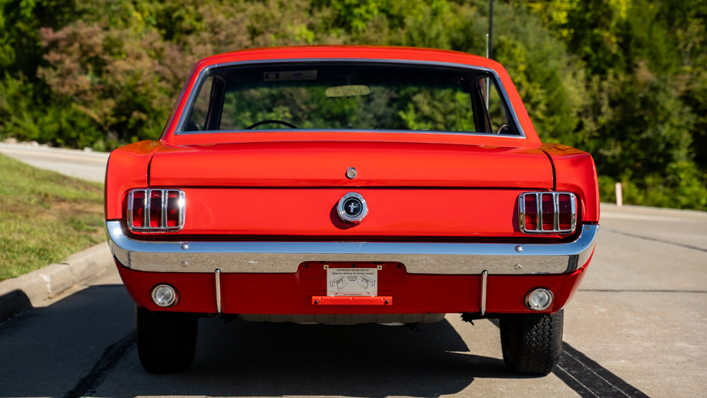 3rd Image of a 1965 FORD MUSTANG