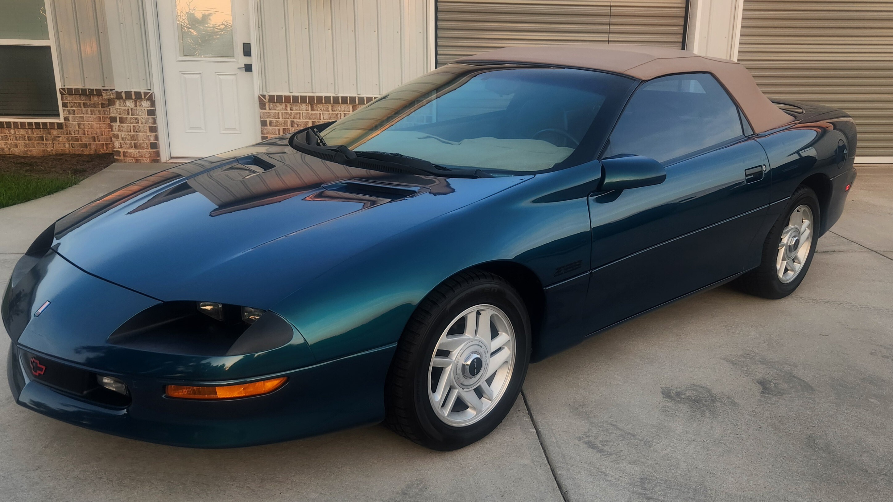 0th Image of a 1995 CHEVROLET CAMARO Z28