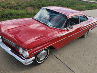 Image 7 of 30 of a 1960 PONTIAC CATALINA