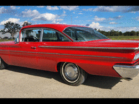 Image 8 of 30 of a 1960 PONTIAC CATALINA