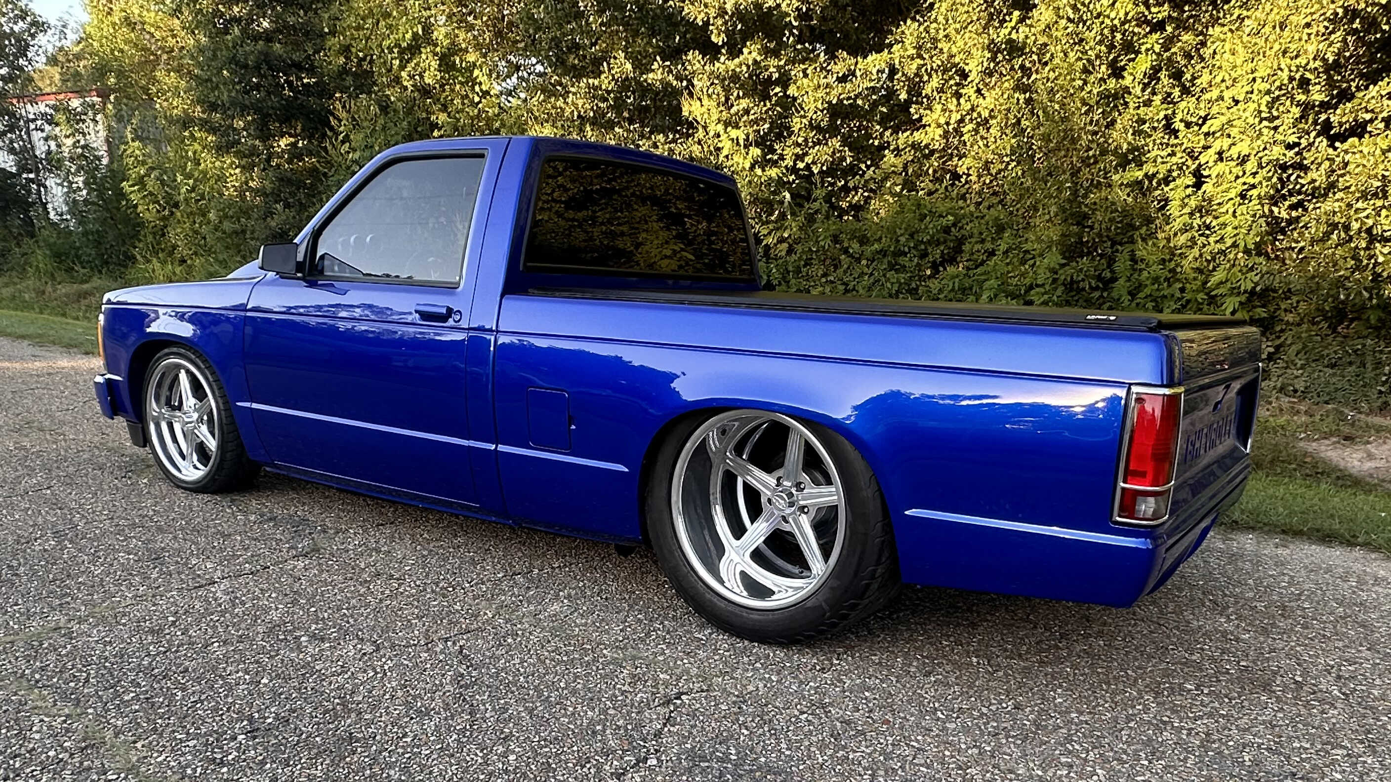 2nd Image of a 1992 CHEVROLET S-10 PROSTREET